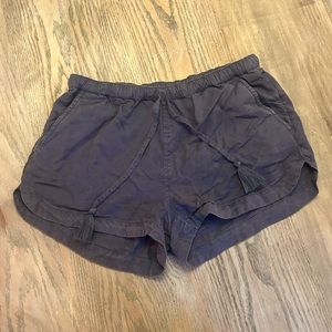 Aerie navy dressier shorts